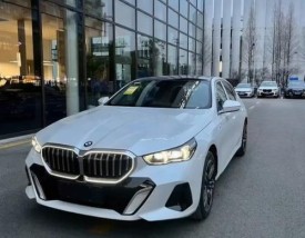 宝马全系车型一览表／2025款宝马5系正式亮相图片