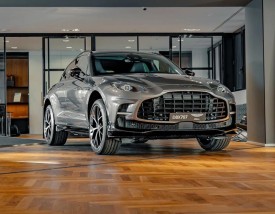 阿斯顿马丁dbx707／阿斯顿马丁dbx707图片