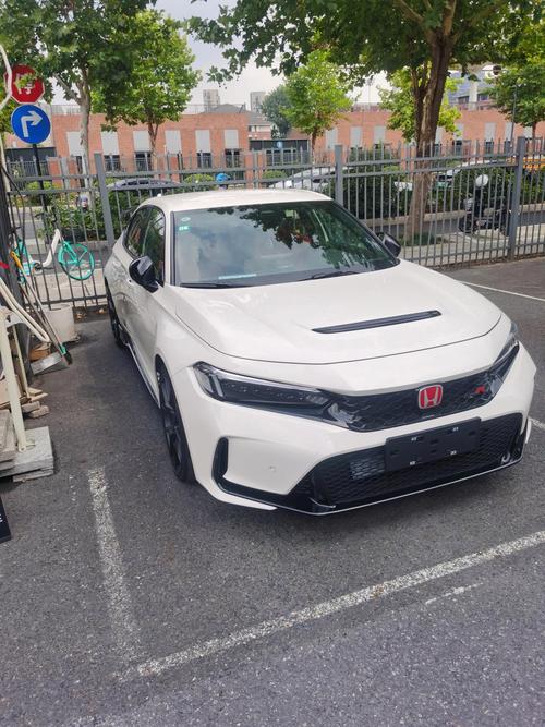 红标本田多少钱一辆 红标本田suv多少钱一辆