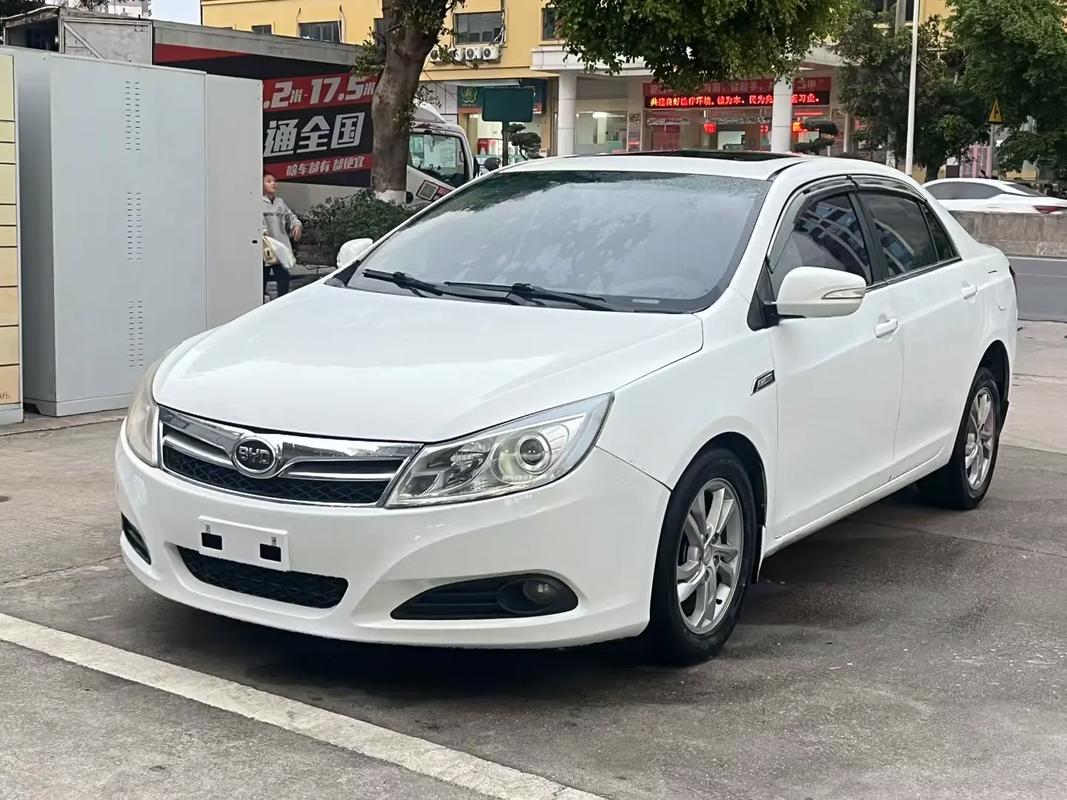 比亚迪速锐怎么样值得买吗,比亚迪速锐多少钱一辆怎么样?