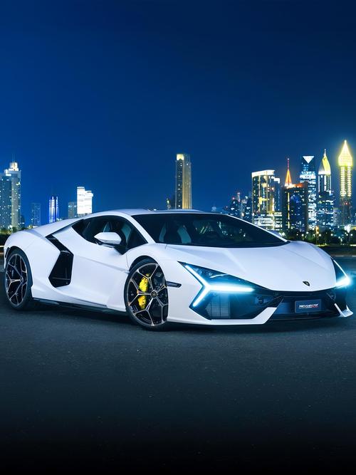 【好看的汽车图片大全,好看的车子图片】