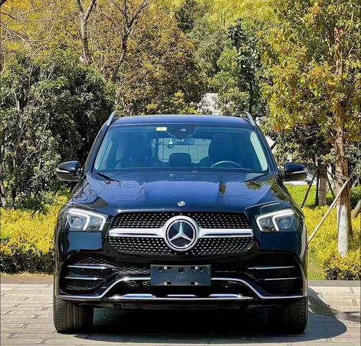 50万左右的奔驰图片(50几万的奔驰图片)