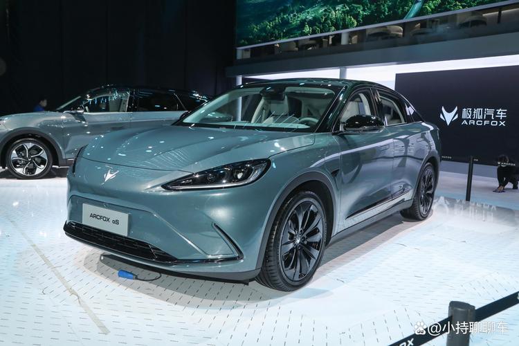 北汽极狐阿尔法s/北汽极狐阿尔法S HI版