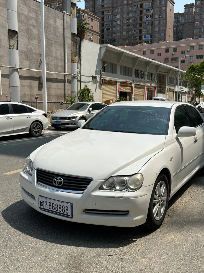 丰田锐志寿命一般是多少(锐志多少年停产)