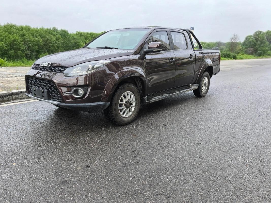 江铃域虎皮卡参数配置/16款江铃域虎皮卡车论坛