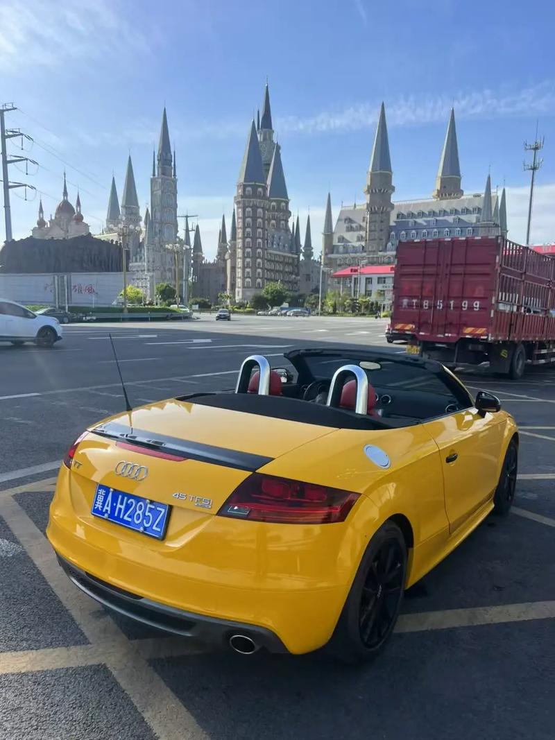 奥迪tt敞篷车的性价比(奥迪tt敞篷车的性价比怎么样)