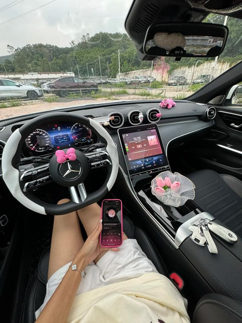 女人开什么豪车有气质/女人一般开什么豪车