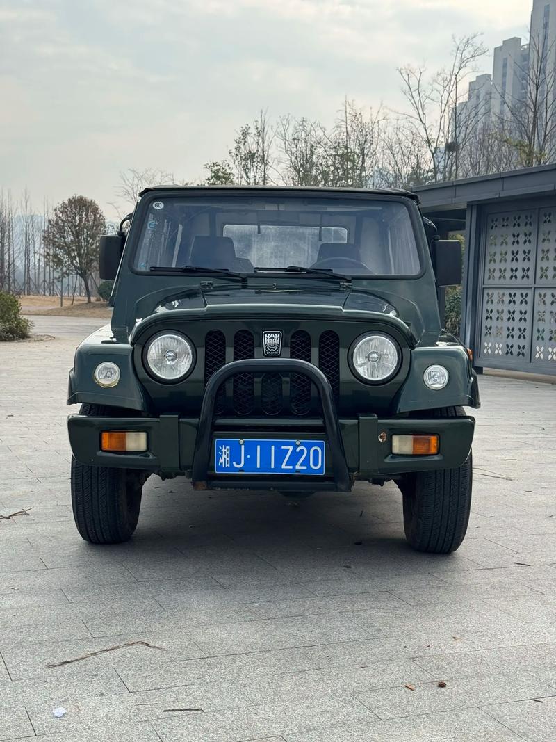 二手军用吉普车哪里买/二手军车哪里可以买到