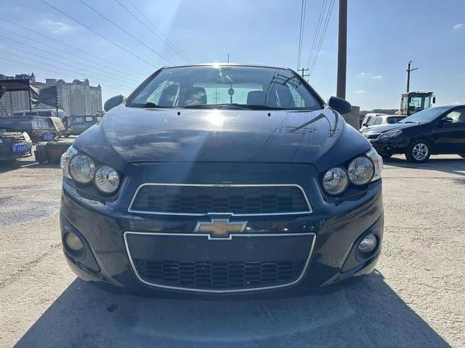 【2012款雪佛兰爱唯欧,2013款雪佛兰爱唯欧】