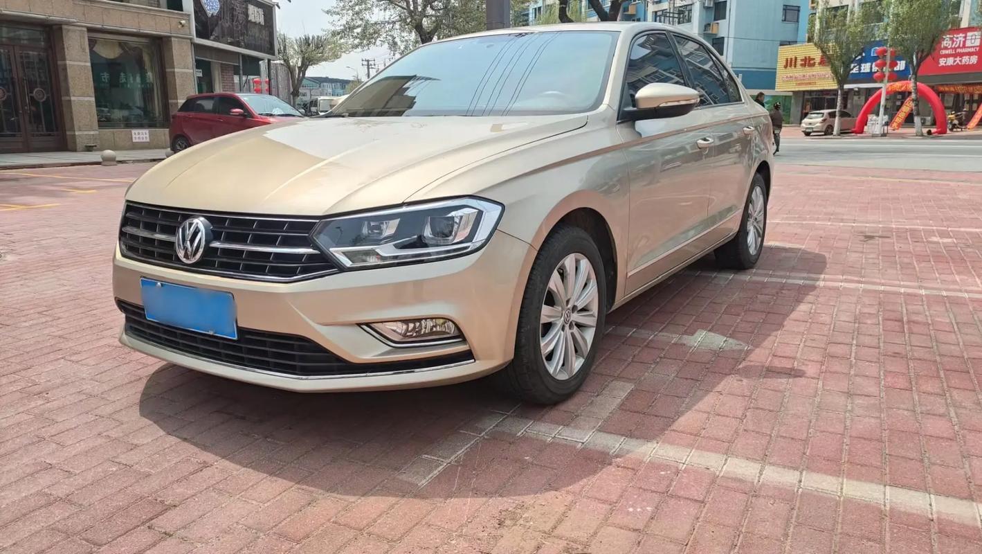 【2018款宝来图片,2018款宝来15自动舒适型多少钱】