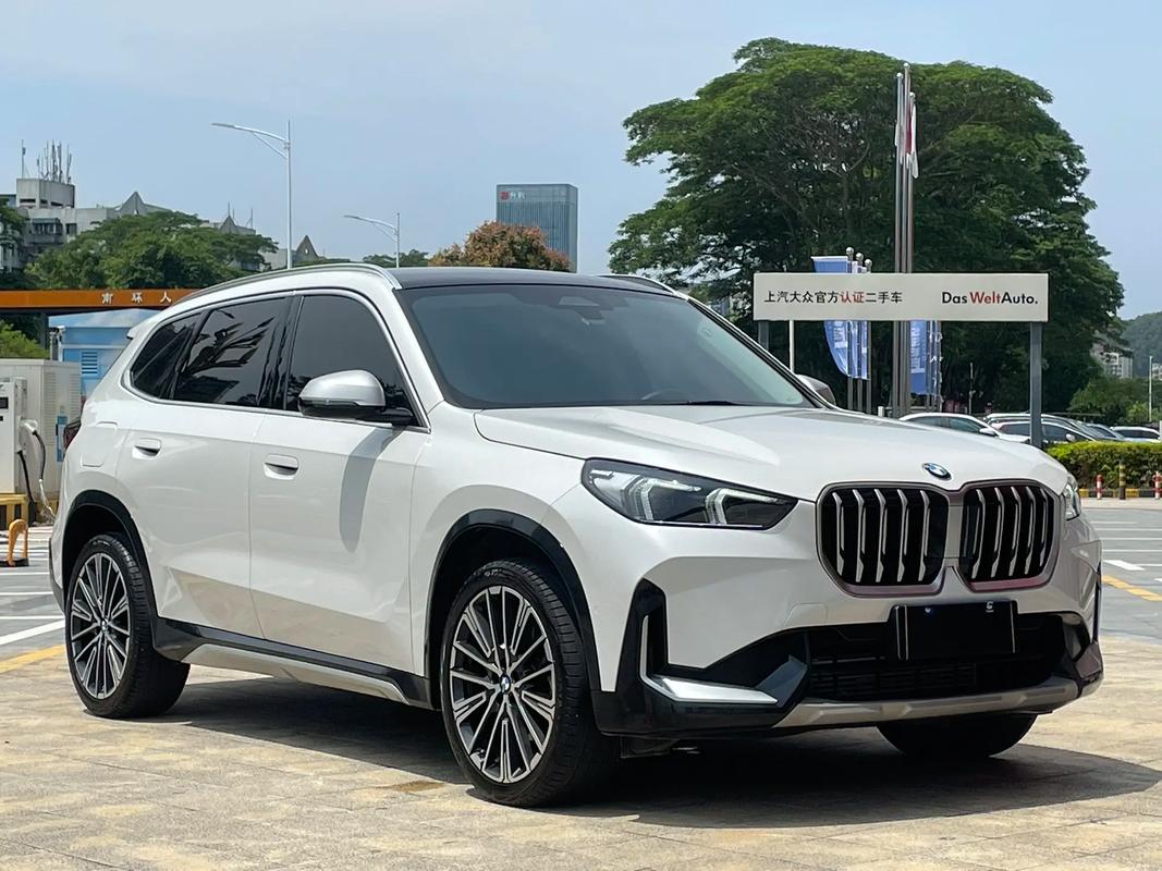 宝马2023款x1 宝马2023款X1如何设置上车迎宾语