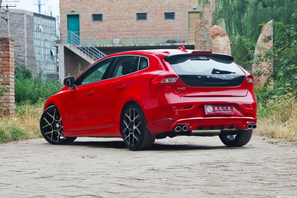 沃尔沃v40改装案例(改装沃尔沃xc40)