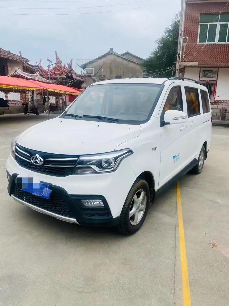 长安欧诺面包车价格/长安欧诺s七座面包车报价