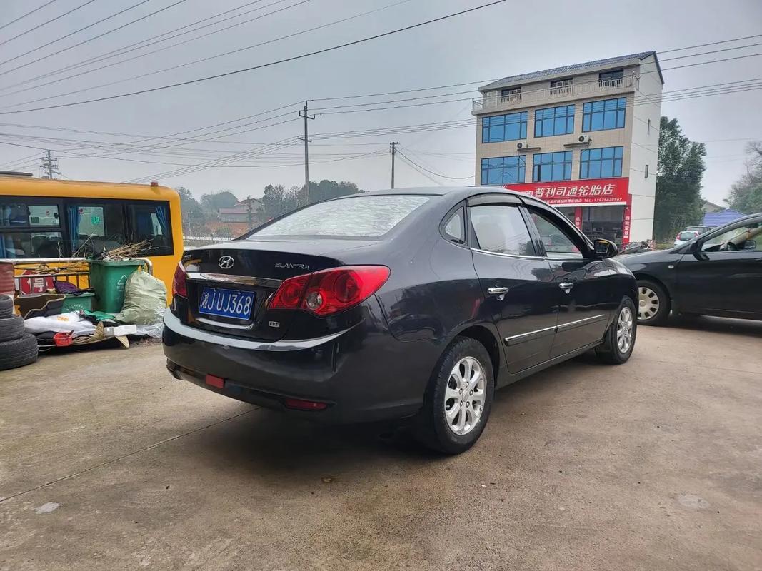 二手悦动多少钱,10款悦动二手